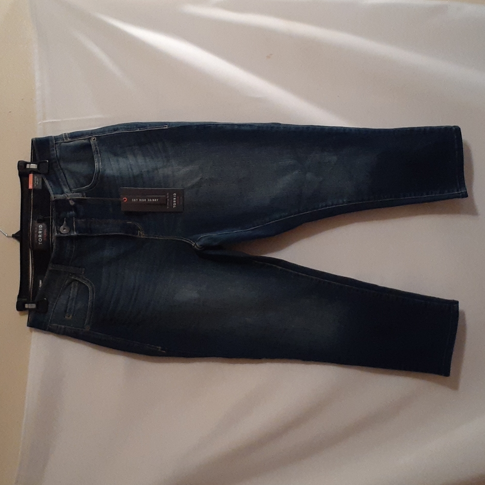 NEW Torrid Sky High Skinny Jean's Plus Size Women's Premium Size: 14